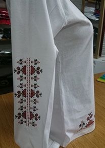 Дамска блуза с дълъг ръкав , мотиви на шевици-вариант2