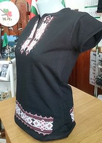 Висококачествена дамска тениска с мотиви на шевици